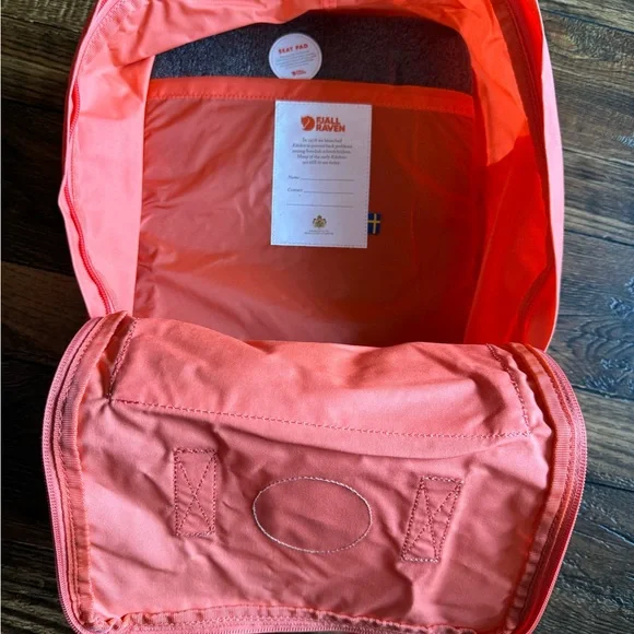 Fjallraven Kanken Classic - Picture 4 of 6